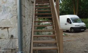 escaliers la Rochelle, artisan menuisier rochefort 